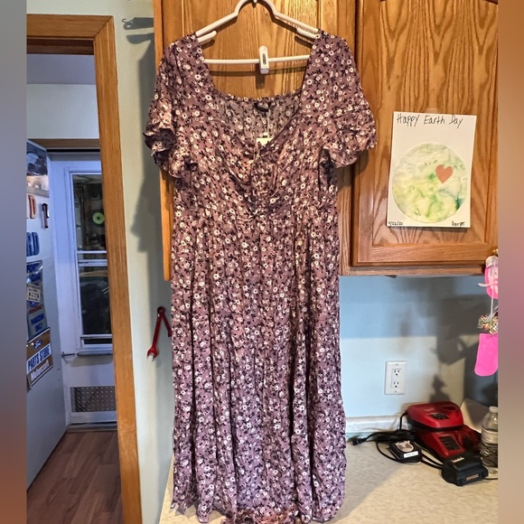 Prairie style Bloom Chic layered floral with flutter sleeves! Bohemian fullness! - Picture 1 of 12